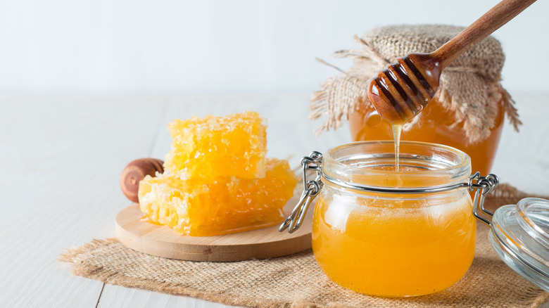 عسل طبیعی و تقلبی-118فایل